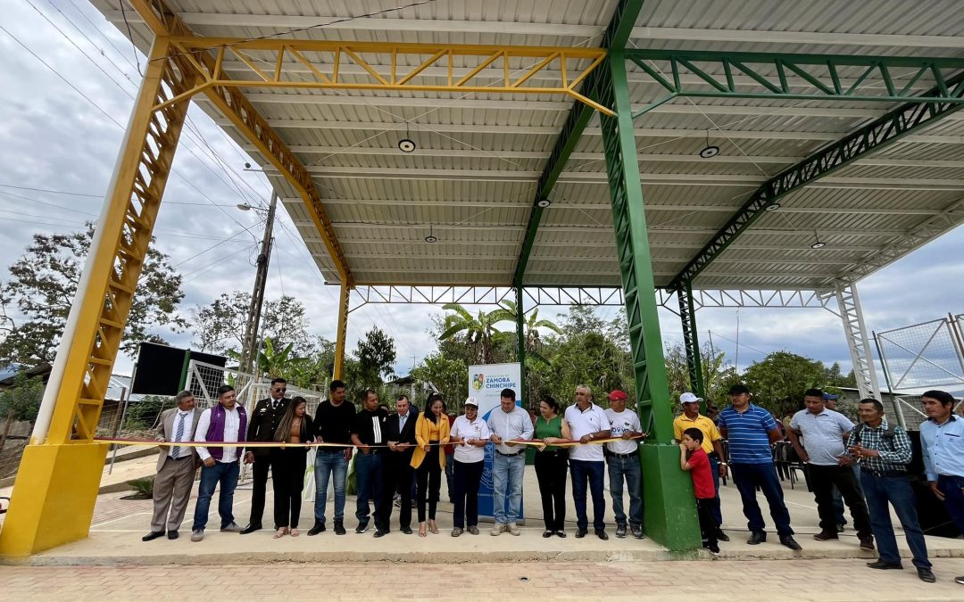 ¡Inauguración de la Nueva Cubierta en el Barrio Reina del Cisne!